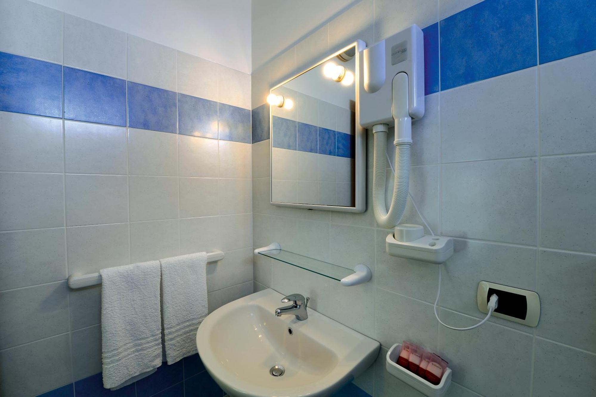 Hotel Residence Margherita Tortoreto Habitación foto