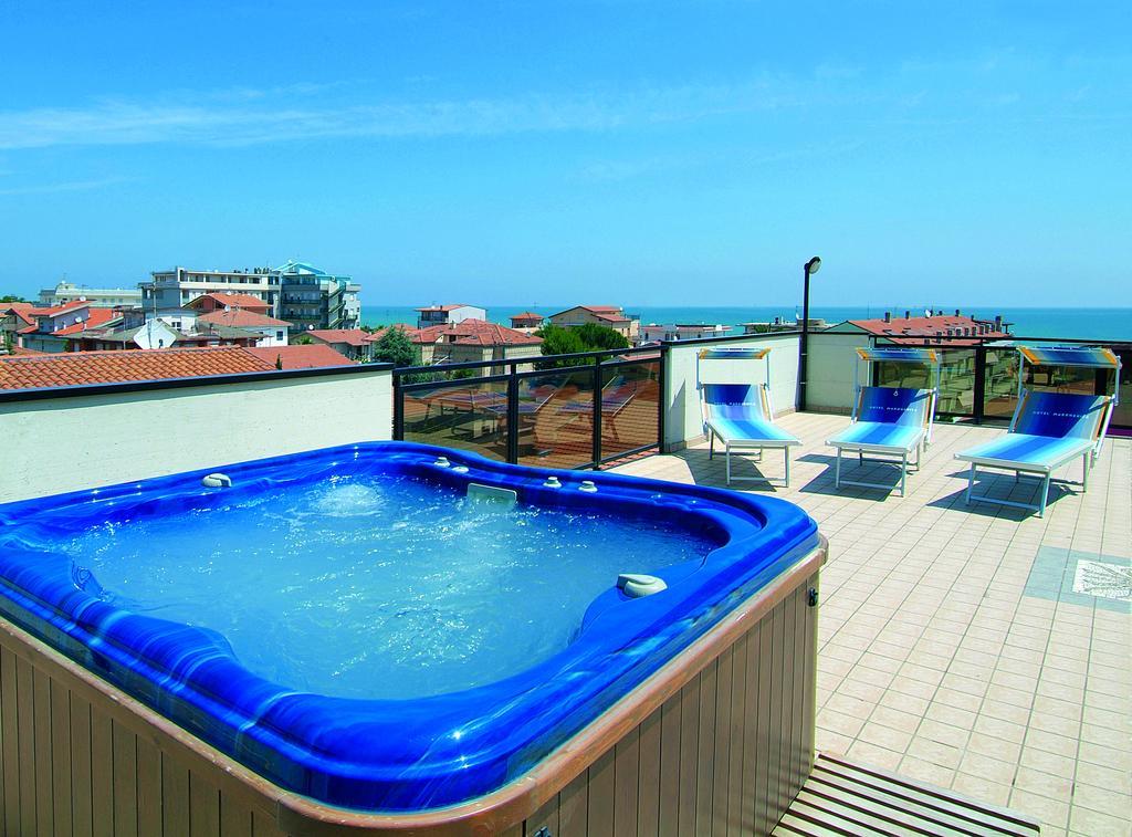 Hotel Residence Margherita Tortoreto Exterior foto