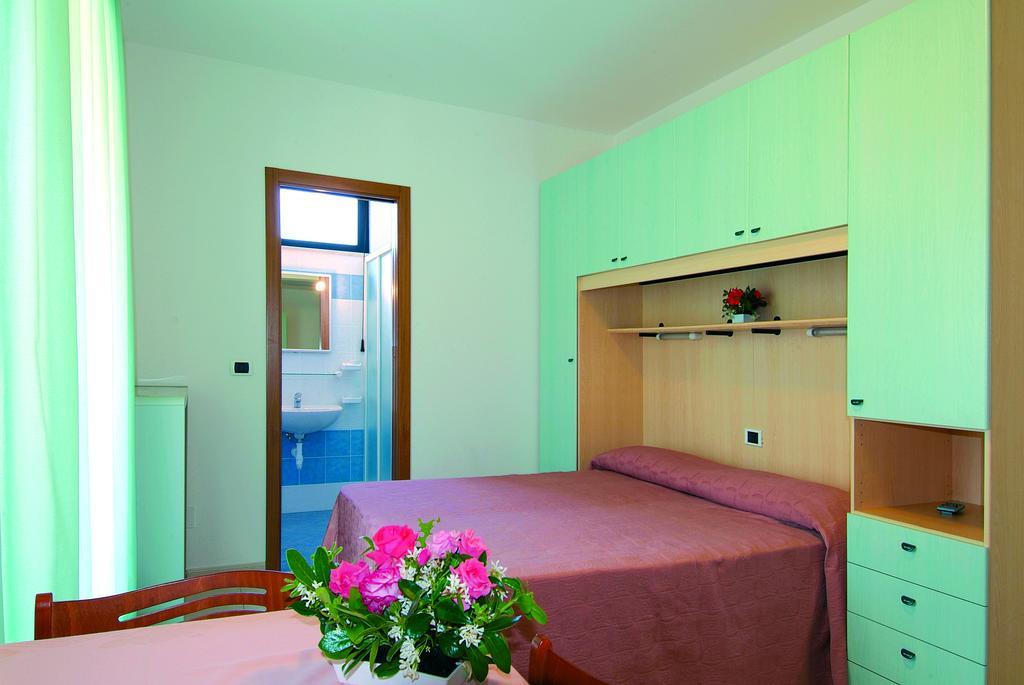 Hotel Residence Margherita Tortoreto Exterior foto