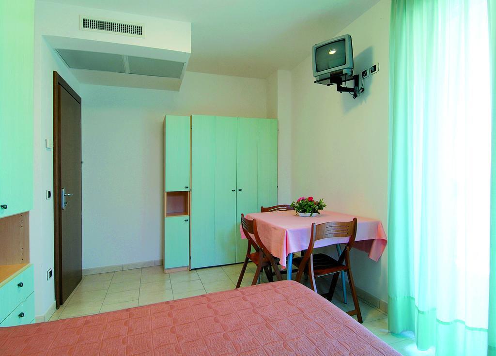 Hotel Residence Margherita Tortoreto Exterior foto