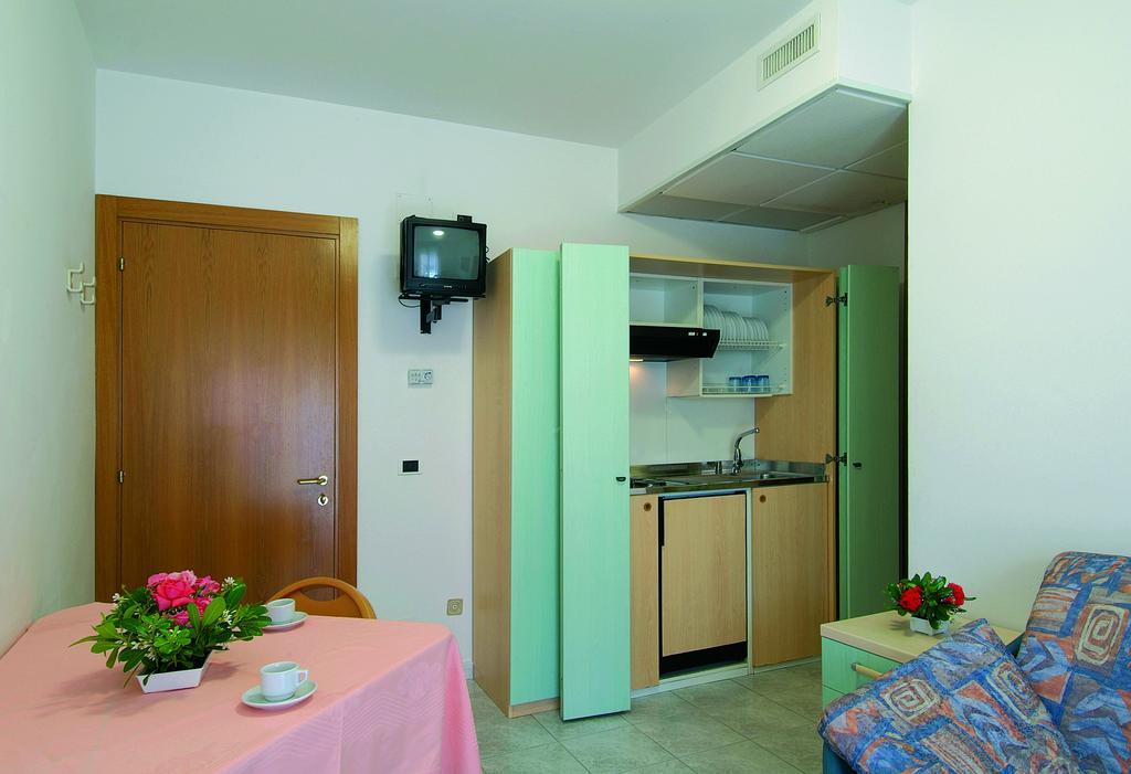 Hotel Residence Margherita Tortoreto Exterior foto