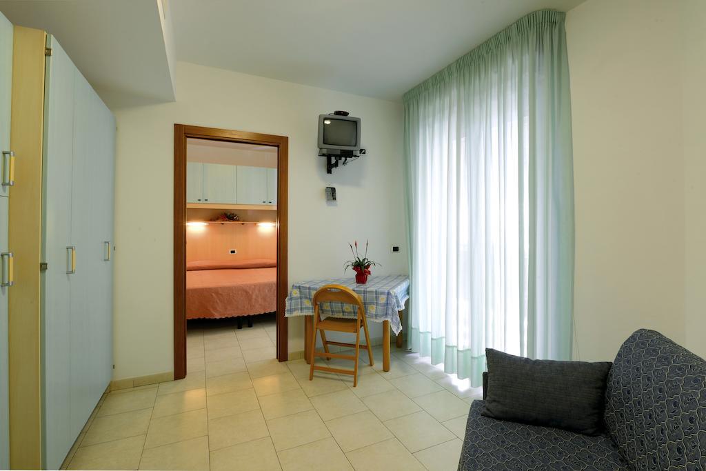 Hotel Residence Margherita Tortoreto Habitación foto