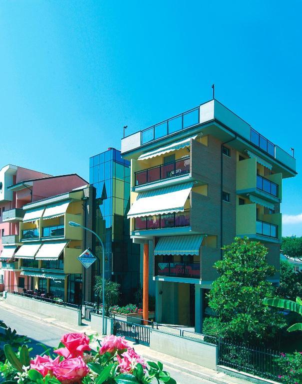 Hotel Residence Margherita Tortoreto Exterior foto